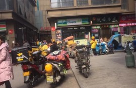 空闲时间想跑下外卖。众包哪家好？