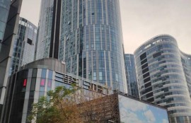 公积金里面有很多钱怎么才能取出来？