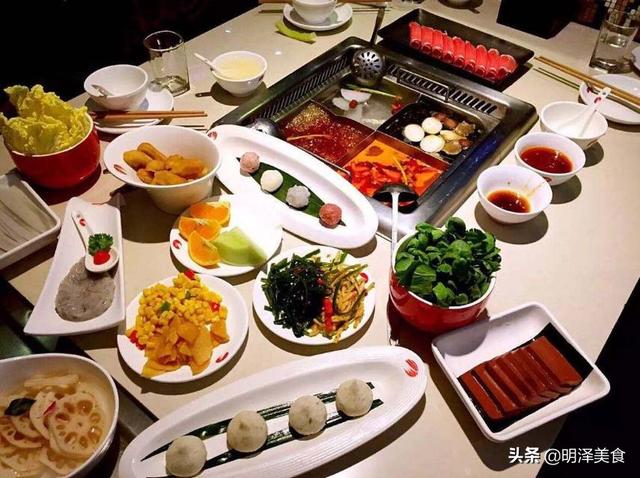 海底捞涨价，一片土豆1.5元，一碗米饭7元，它哪来的底气？
