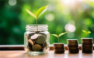 超长期国债和基金理财哪个更好？他们的优劣对比